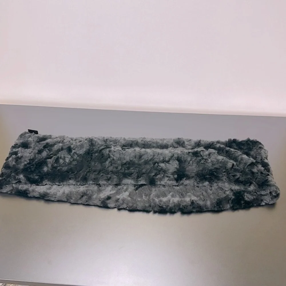Black Rivet‎ Black Faux Fur Infinity Scarf NWT Soft Warm Fall Winter